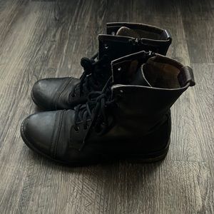 Steve Madden Boots
